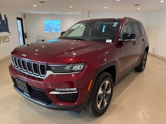 JEEP GRAND CHEROKEE 2023 1C4RJYB63PC633640 image